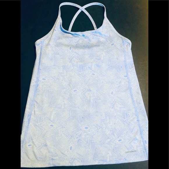 Patagonia Women’s Cross Beta Tank Top XS Organ Pipes Light Blue - Picture 1 of 8